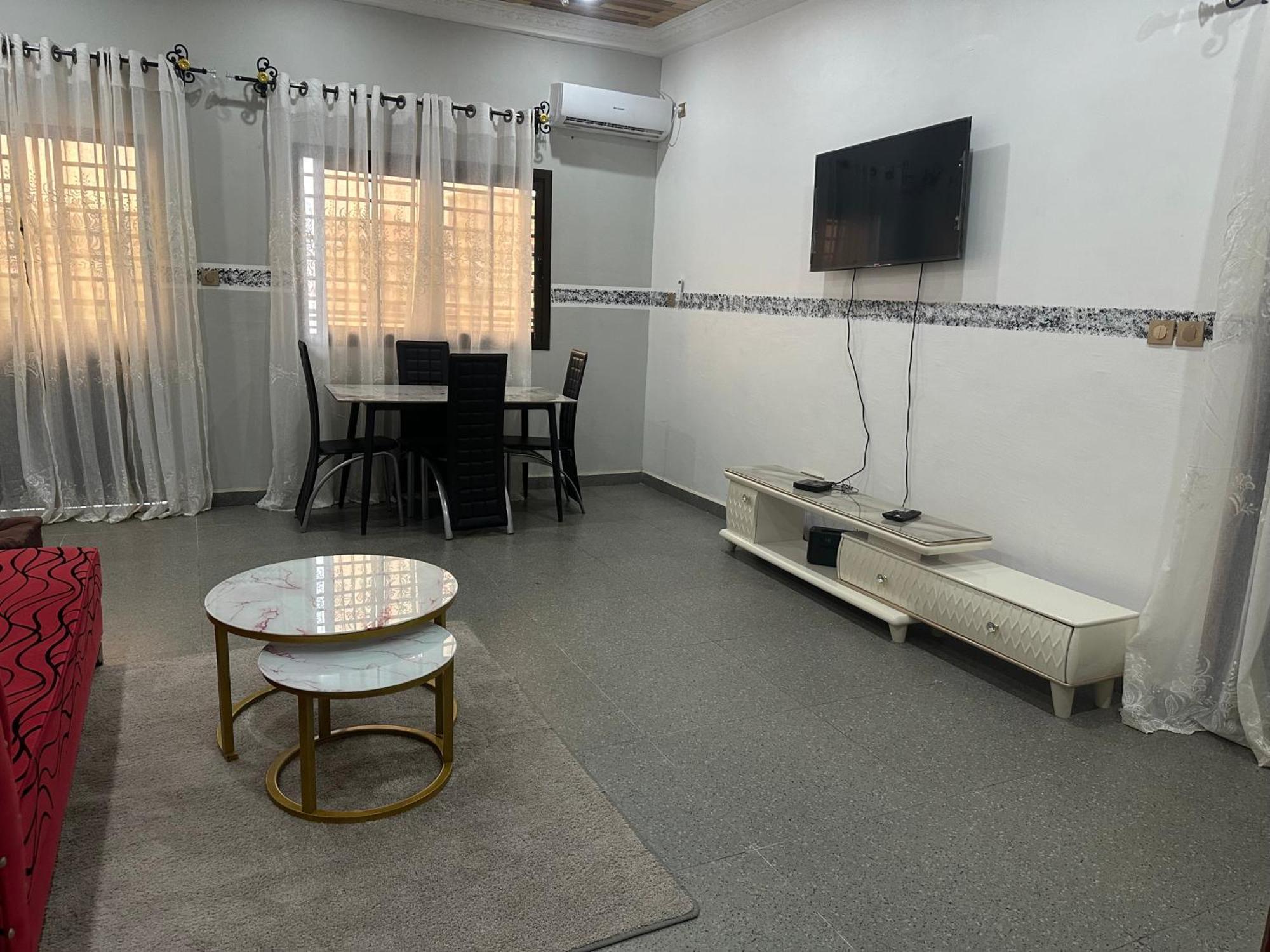 Residence Timo Яунде Экстерьер фото